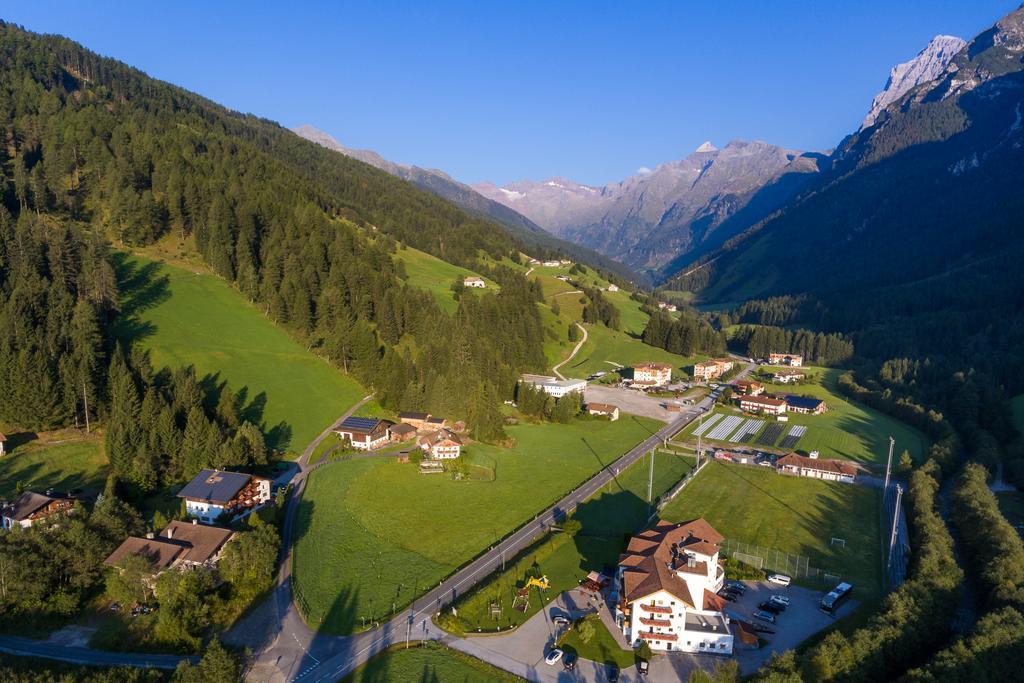 Hotel Alpin Colle Isarco Exterior foto